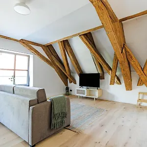 Limehome Konrad-adenauer-str Apartment