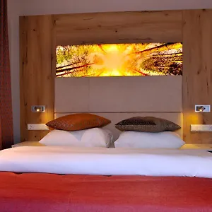 Und Restaurant Hotel