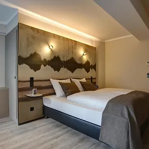 Otel Boutique 009 ***